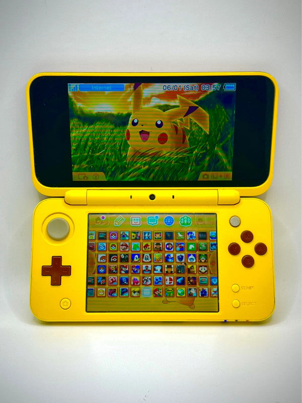 Nintendo 2DS XL + Games
