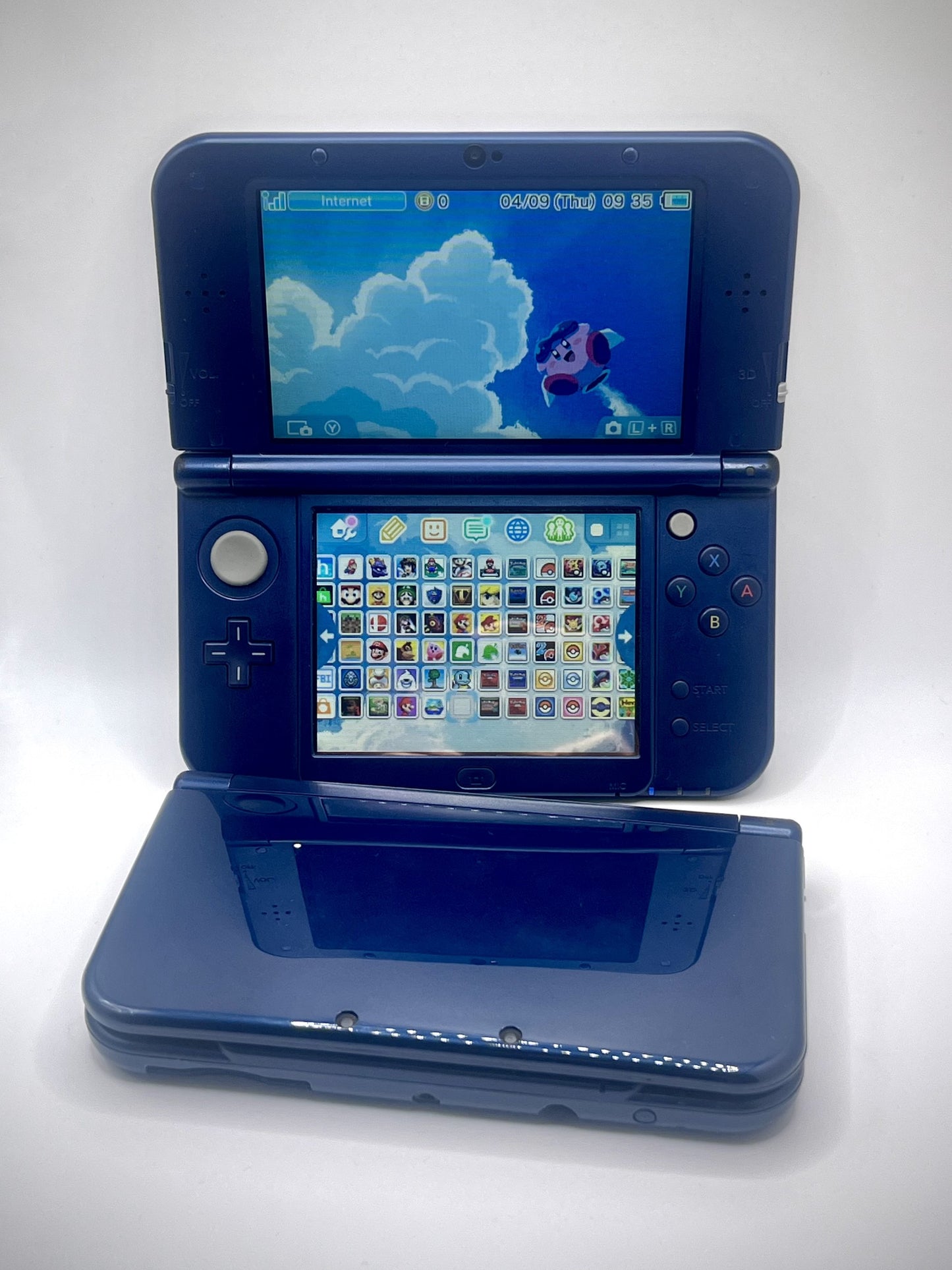 New Nintendo 3DS XL + Games