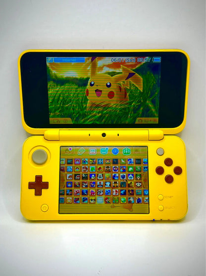 Nintendo 2DS XL + Games